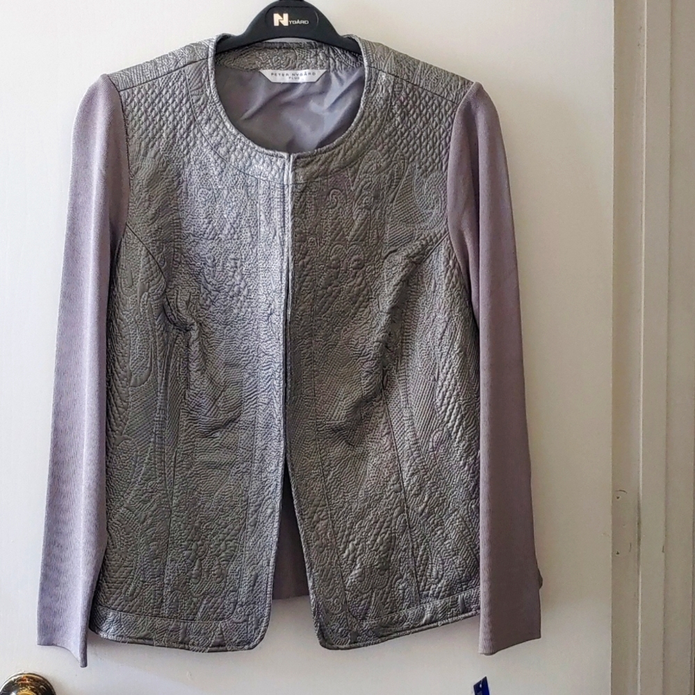 Peter Nygard faux leather polyester jacket 1X 3 hook closure really sharp